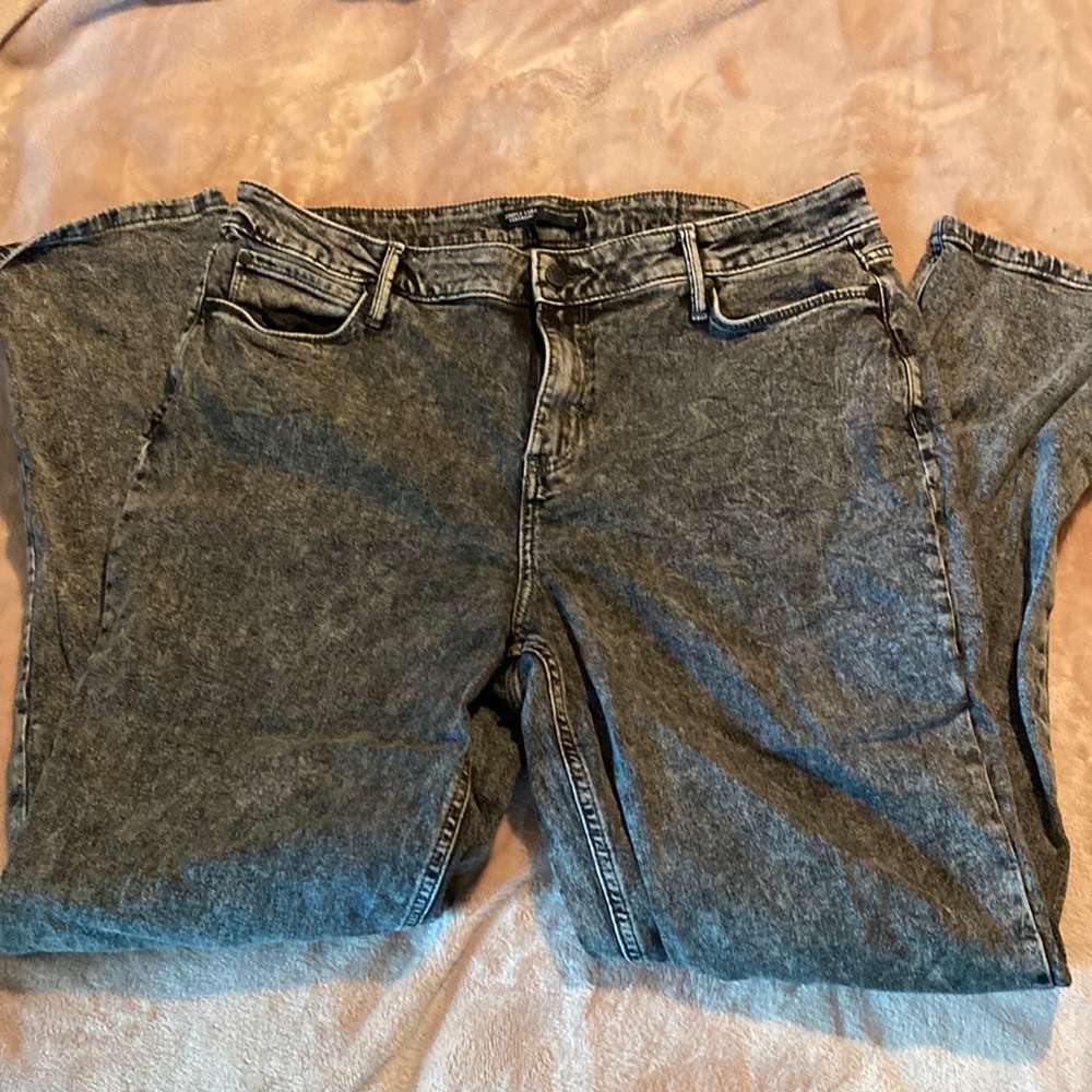 Simply Vera VeraWang Black Acid Wash Straight Leg Jeans